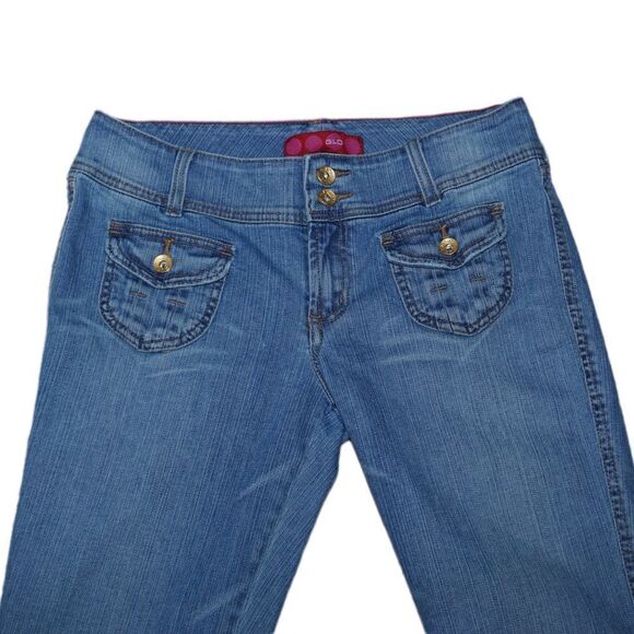 Glo by J.Lo Light Wash Jean Capri's, Size 11 (Junior) - Picture 2 of 5